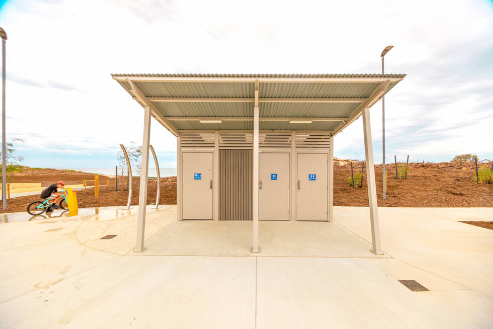 Golden Bay Foreshore Public Toilets Facility and Amenities