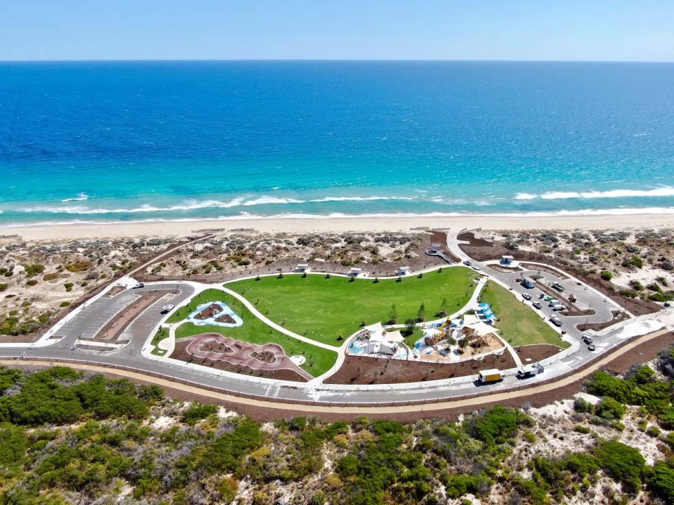 Golden Bay Foreshore Public Toilets Facility and Amenities