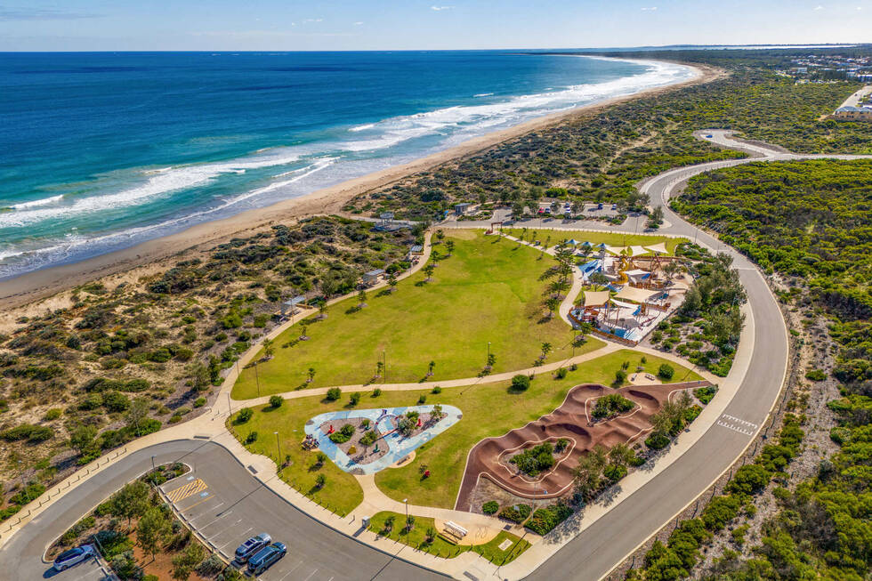 Golden Bay Foreshore Public Toilets Facility and Amenities