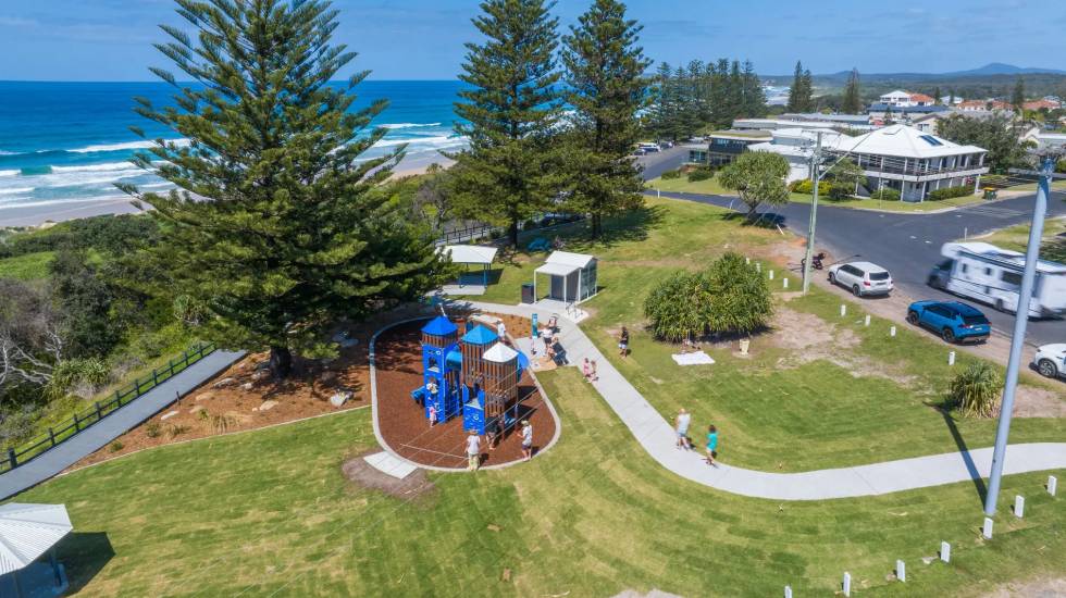 Coastal Toilet Building, William Ager Park Yamba