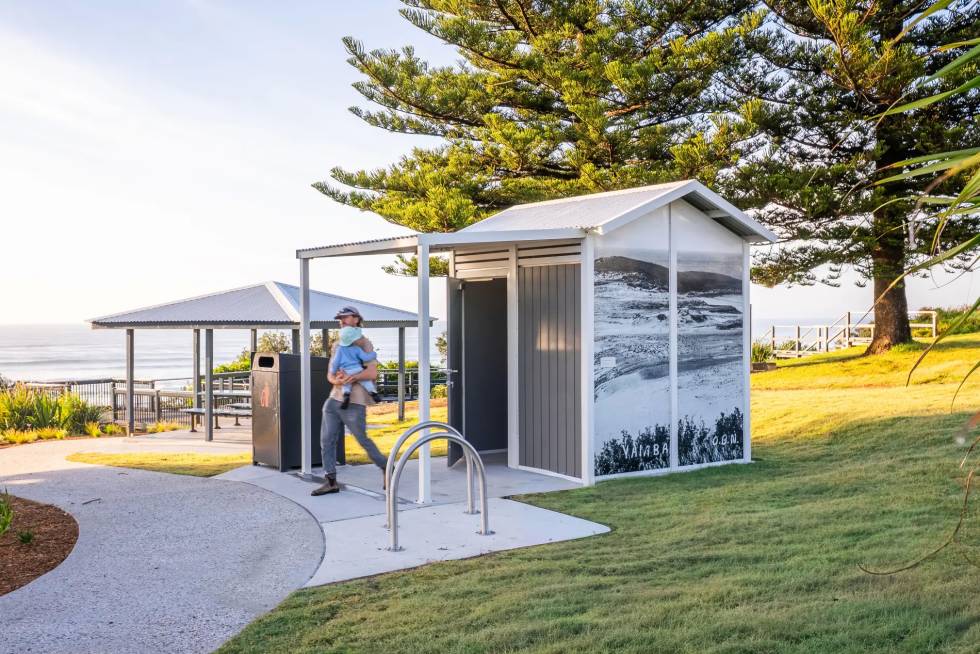 Coastal Toilet Building, William Ager Park Yamba