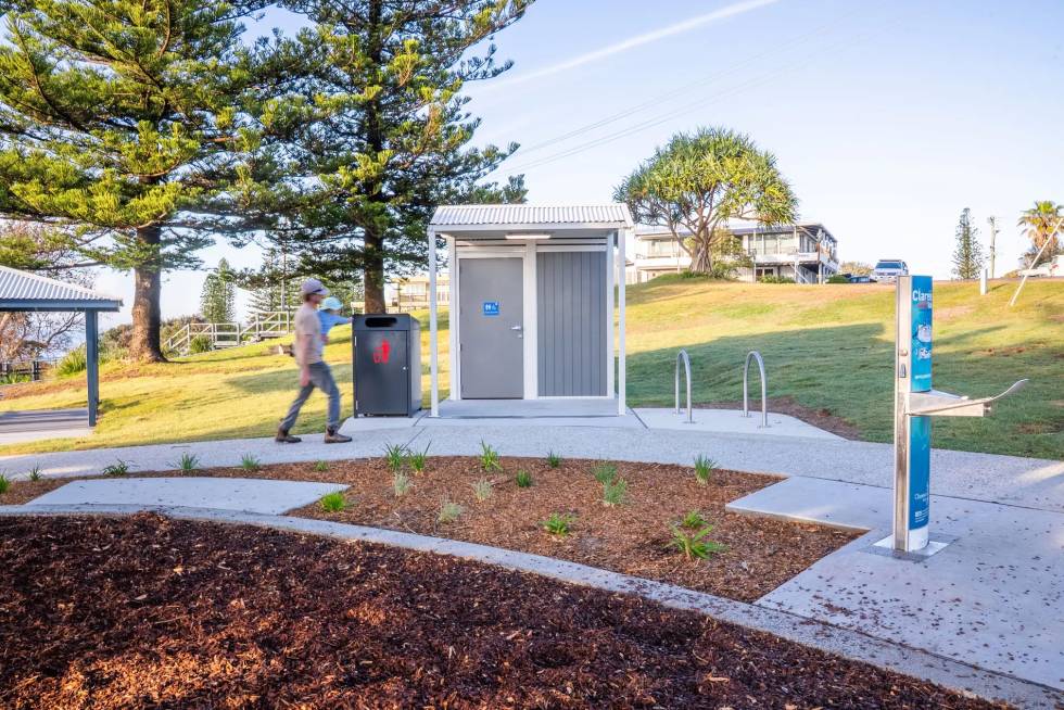 Coastal Toilet Building, William Ager Park Yamba
