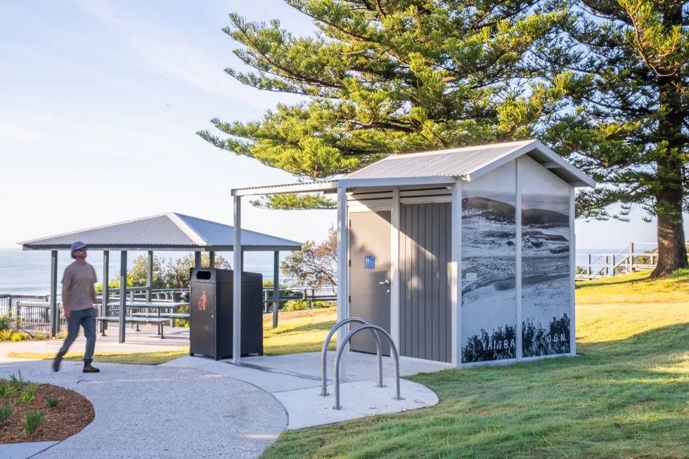 Coastal Toilet Building, William Ager Park Yamba