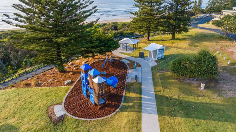 Coastal Toilet Building, William Ager Park Yamba