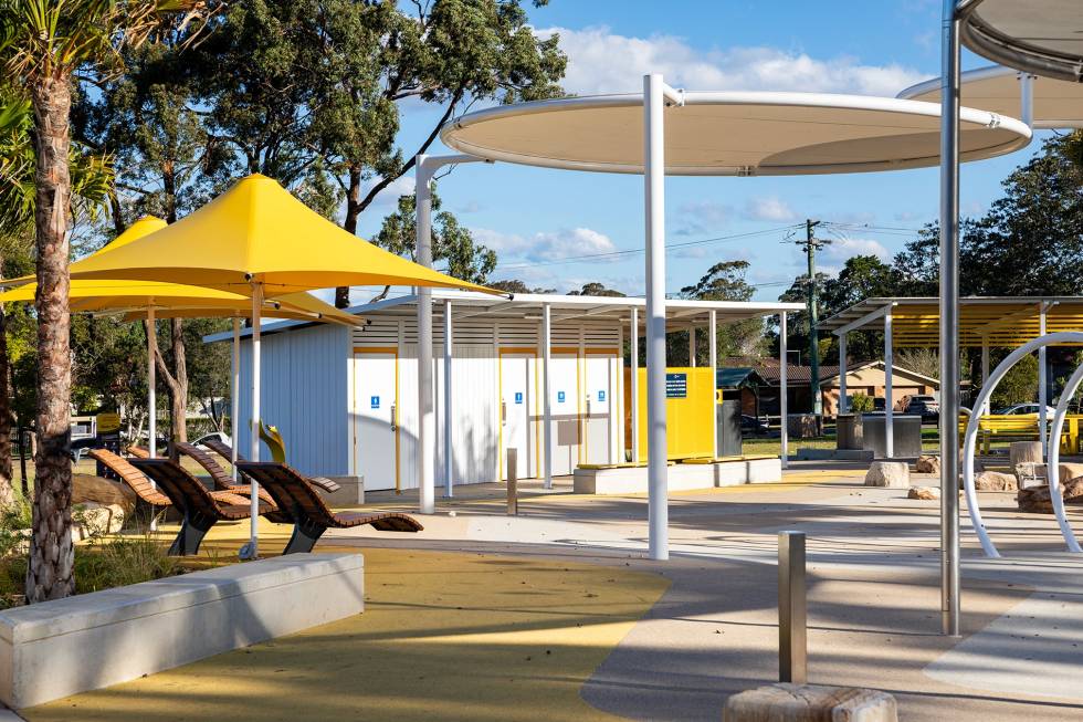 Laurie Ferguson Water Playground Toilet & Change Room Building | Modus