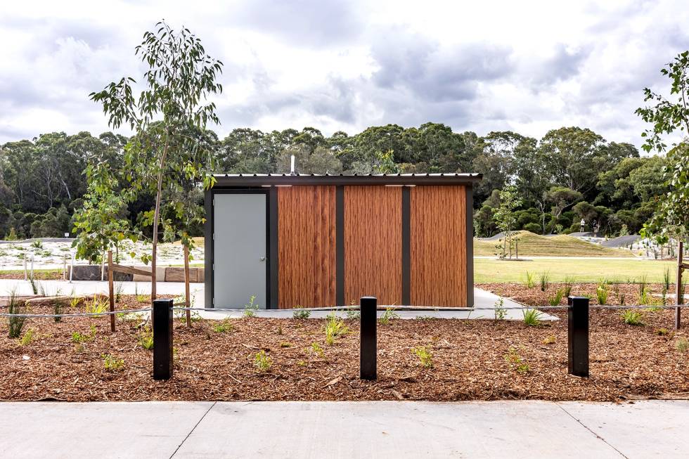 Deepwater Park Pump Track | Flood Resilient Custom Public Toilet Building | Modus Australia