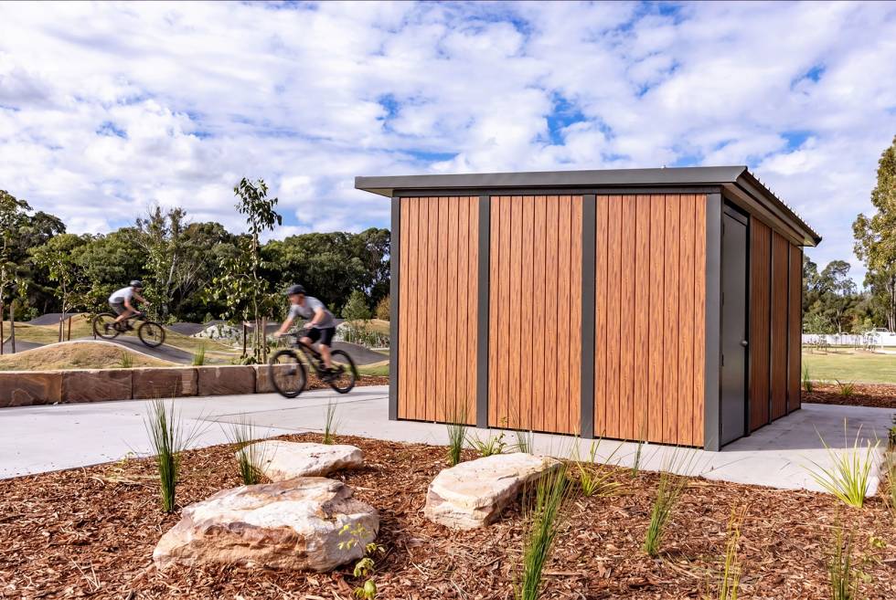 Deepwater Park Pump Track | Flood Resilient Custom Public Toilet Building | Modus Australia