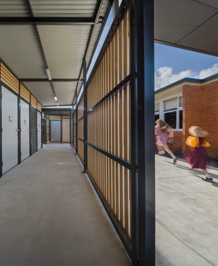 Public toilet buildings for Schools & Educational Facilities 