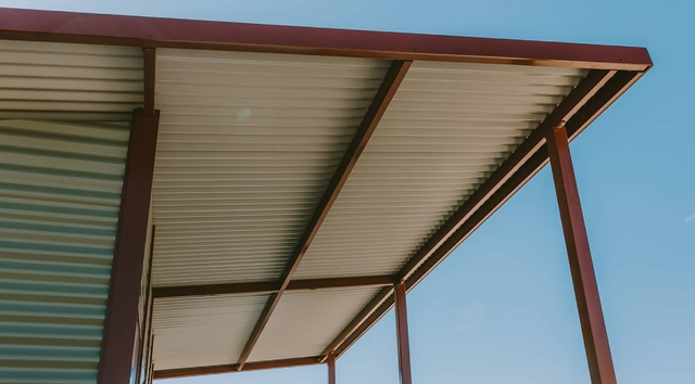 Non-combustible steel frames and aluminium cladding