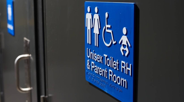 Ambulant and universal access cubicles as standard