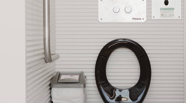 Strong ribbed surface for internal walls