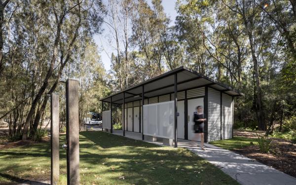 Yarra 7 with Custom Orb Exterior