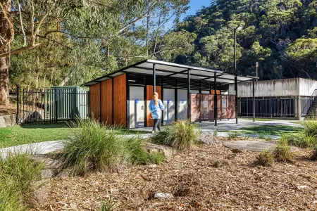 Wood-Look Toilet Building, Berowra Waters Marina, NSW
