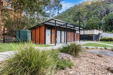 Wood-Look Toilet Building, Berowra Waters Marina, NSW