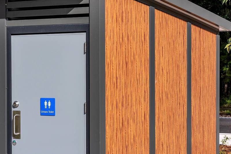 Deepwater Park Pump Track | Flood Resilient Custom Public Toilet Building | Modus Australia