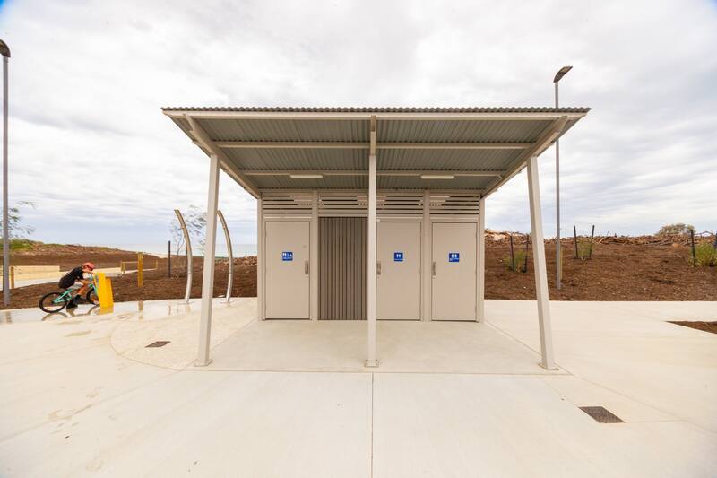 Golden Bay Foreshore Public Toilets Facility and Amenities