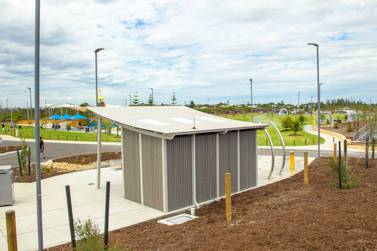 Golden Bay Foreshore Public Toilets Facility and Amenities