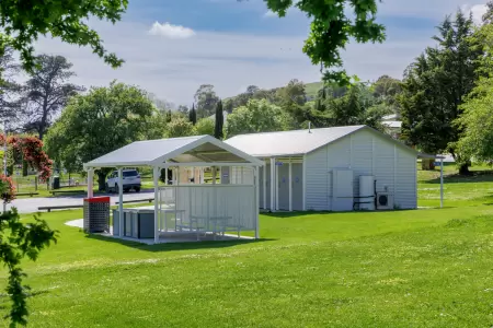 Hamilton Camping Public Toilet Facility 