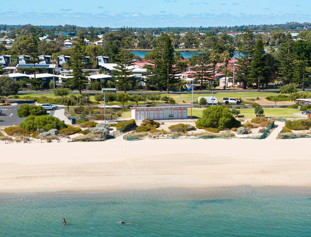 Engineered for the Foreshore: Koombana Bay Public Amenity Building