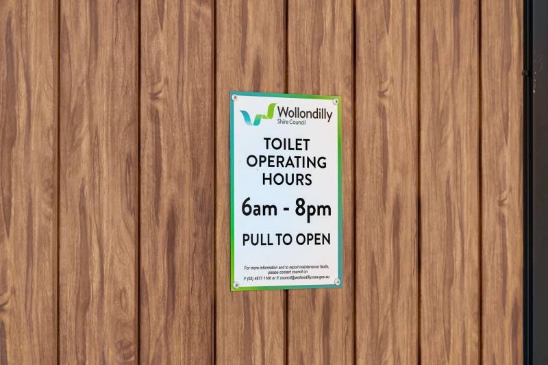 Redbank Reserve | Public Toilet Building