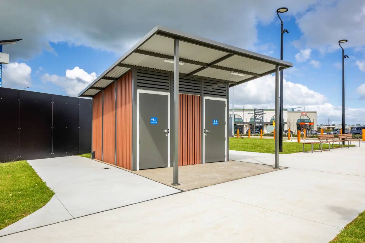 Accessible Park Toilet Building, Zanda Park Clyde North